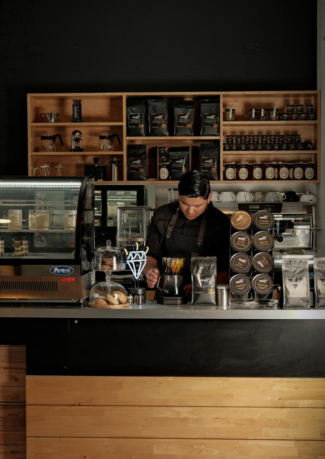 Diamond coffee shop