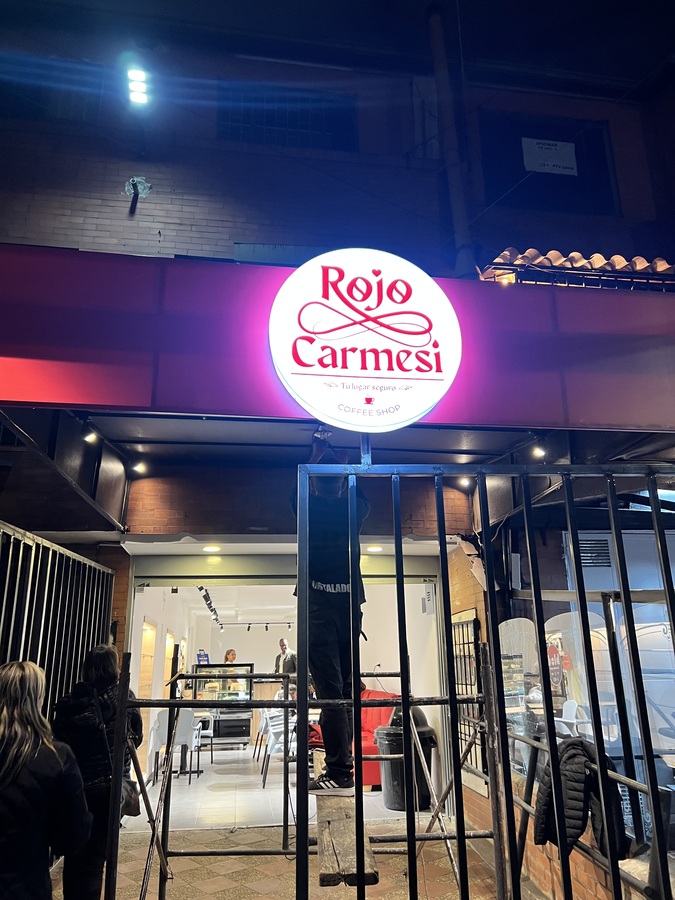 Rojo Carmesi Coffee Shop