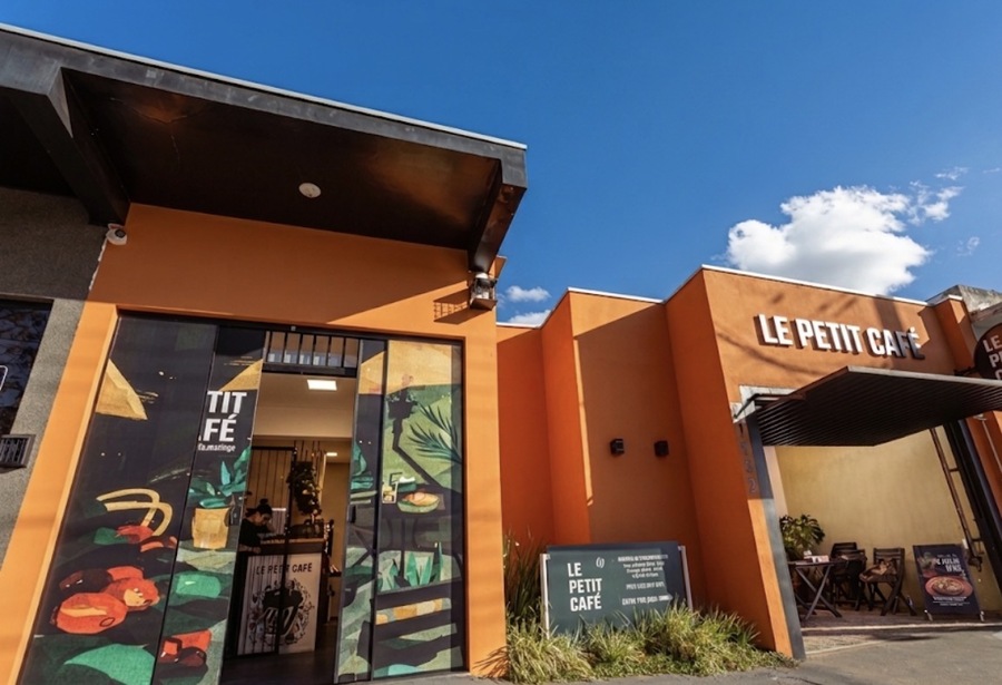 Le Petit Café