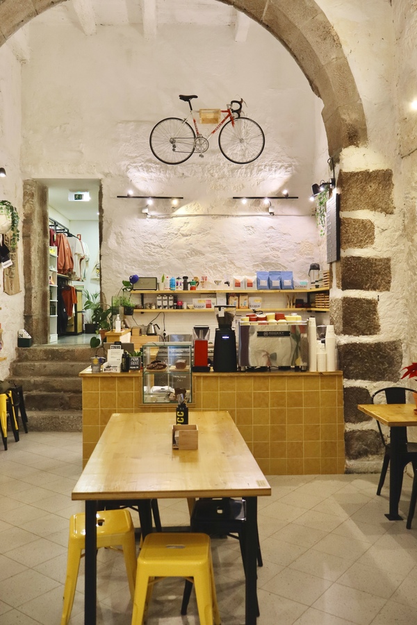 Peloton Café & Cycling