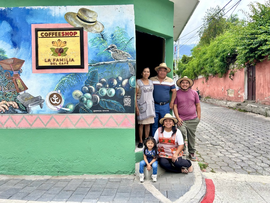 La Familia Del Café