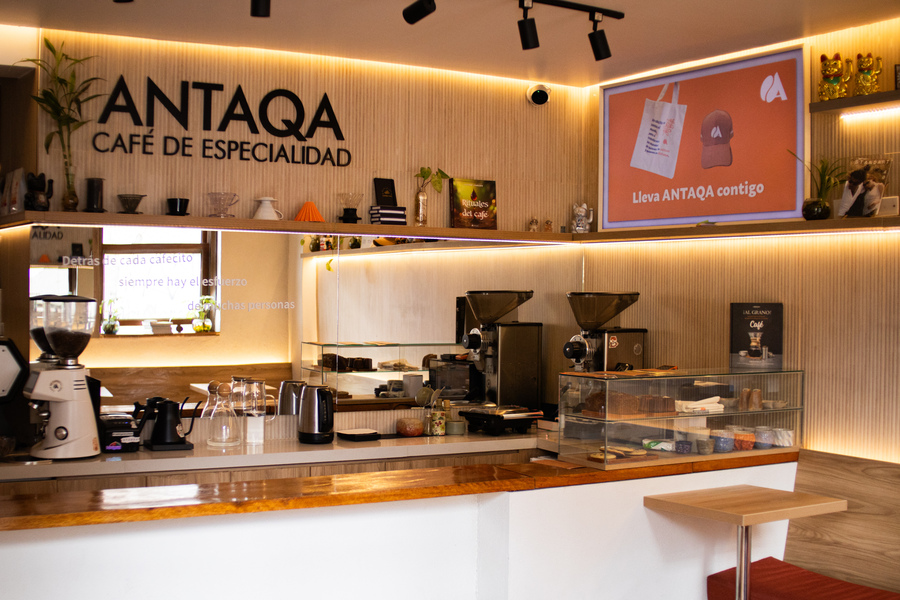 [PROPOSAL]Antaqa Café