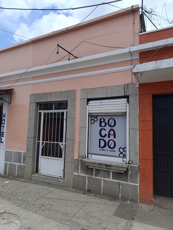 BOCADO Coffee & Nails