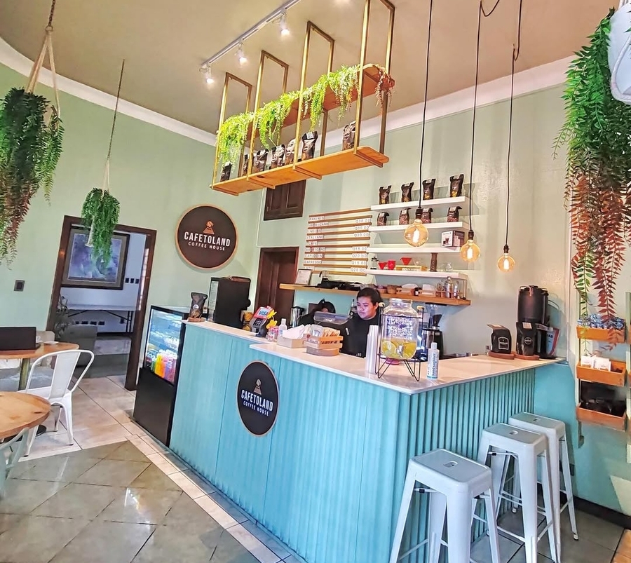 CAFETOLAND Coffee House