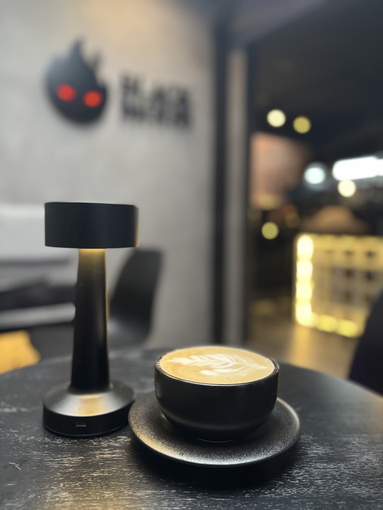 Black Moon Café