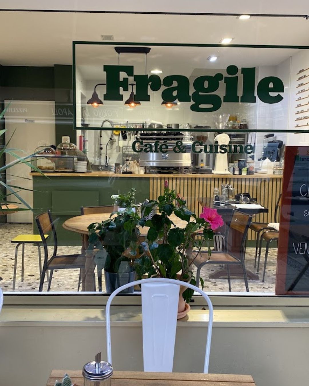 FRAGILE