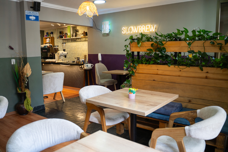 Slow Brew Coffee Shop, Cuenca