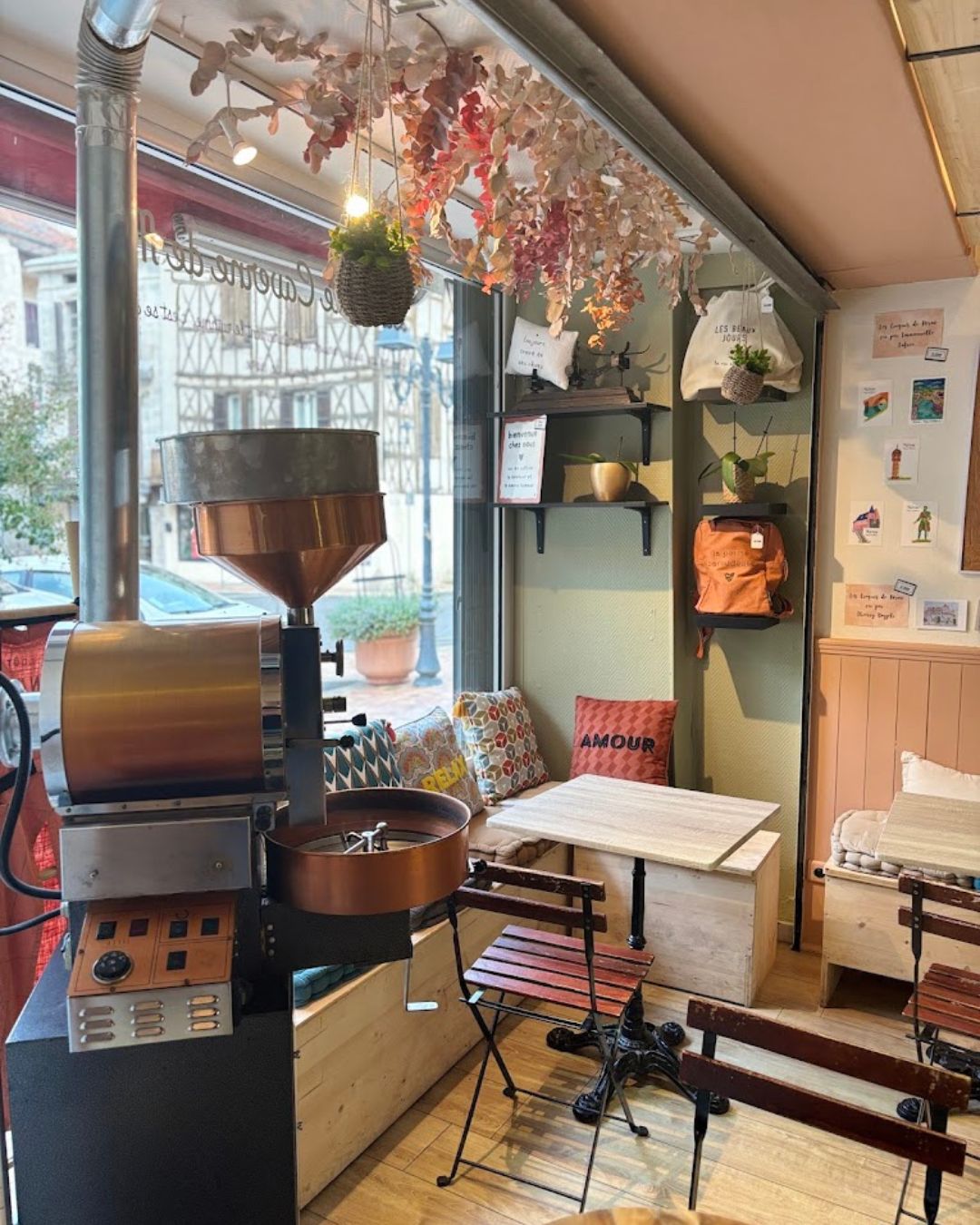 La P'tite Caverne de Mél