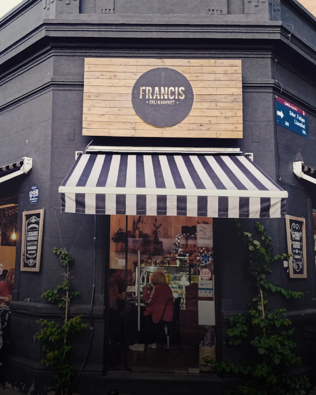 Francis - Deli & Market