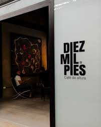Diez Mil Pies 