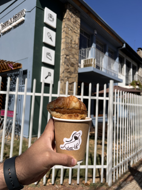 LOCKY & COFFEE