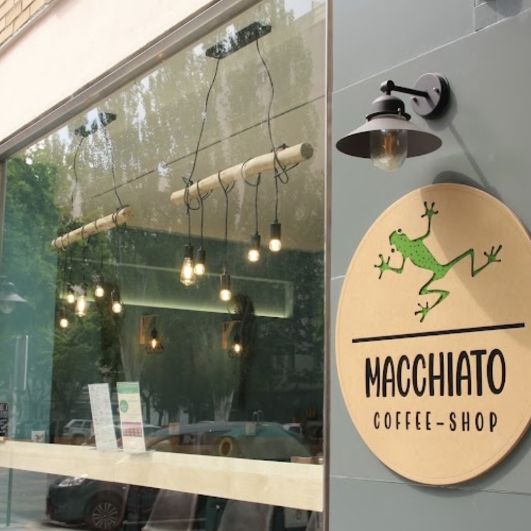 Macchiato Coffee - Shop